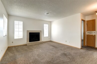 2777 Aarondavid Dr unit C, Las Vegas, NV 89121 - photo 5