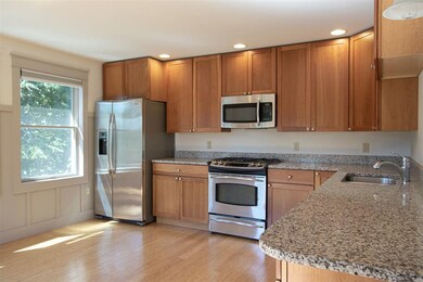 104 Main St unit 8, Putney, VT 05301 - photo 4