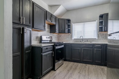 19 E Burnham St (7 of 15)