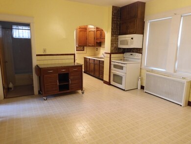 281 Merrimack St, Lawrence, MA 01843 - photo 3