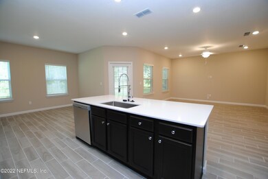 12155 Blockhouse Creek Ct, Jacksonville, FL 32218 - photo 6