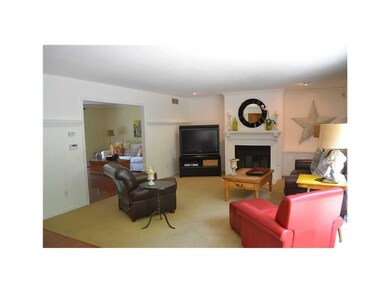 134 Tahoe Ct SE, Cedar Rapids, IA 52403 - photo 2