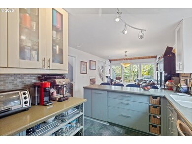 4 Touchstone unit 101, Lake Oswego, OR 97035 - photo 7