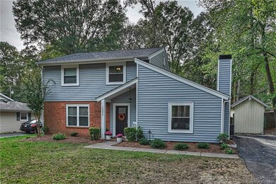 Three Bedroom, 2.5 Baths, Living Room and Over siz