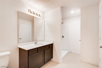 841 Lochman Dr, Fort Myers, FL 33913 - photo 5