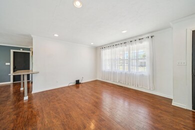 7-web-or-mls-1708-d-st-sw