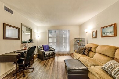 5330 Junius St unit 106, Dallas, TX 75214 - photo 4