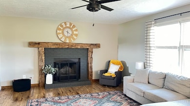 105 Stewart Rd, Midland, OH 45148 - photo 6