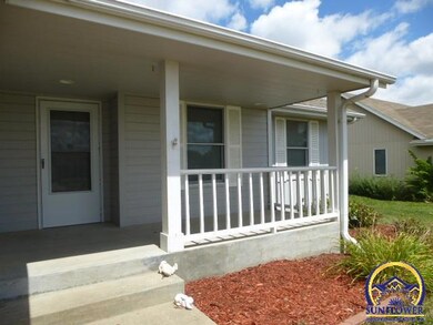 3920 SW 40th St, Topeka, KS 66610 - photo 2