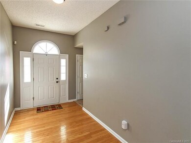 716 Reigate Rd, Charlotte, NC 28262 - photo 3