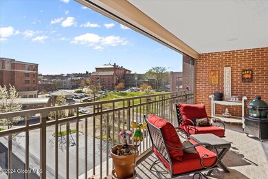 38 High Rock Ave unit 4E, Saratoga Springs, NY 12866 - photo 2