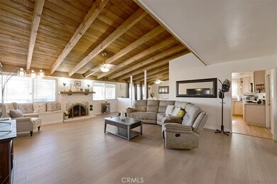 13955 Arrowhead Dr, Victorville, CA 92395 - photo 7