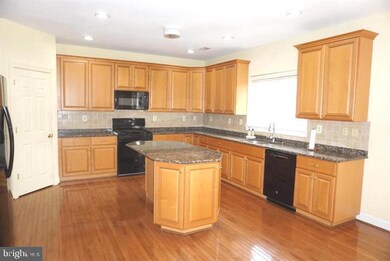 202 Coolidge Ln, Downingtown, PA 19335 - photo 5