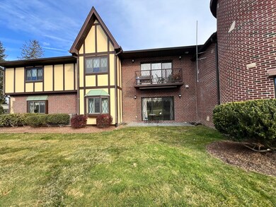 7 Rainbow Pond Dr unit 1, Walpole, MA 02081 - photo 2