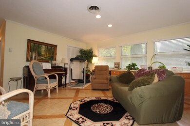 8000 Clearfield Rd, Frederick, MD 21702 - photo 7