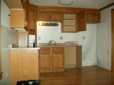 819 Coral Tree Ct, Columbus, OH 43228 - photo 4