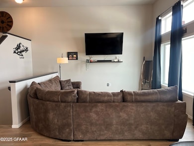 1768 Tobi Ln, Grand Forks, ND 58201 - photo 3