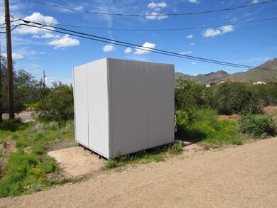 Water Tank + Pump