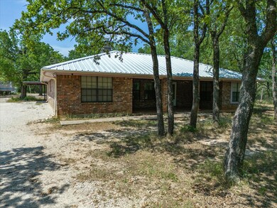 320 Private Road 2697, Alvord, TX 76225 - photo 3