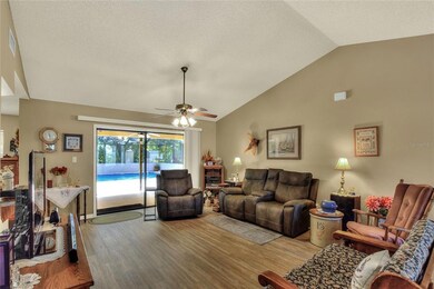 811 Hillside Ct N, Winter Haven, FL 33881 - photo 7