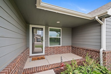 801 E Bellows, Derby, KS 67037 - photo 3