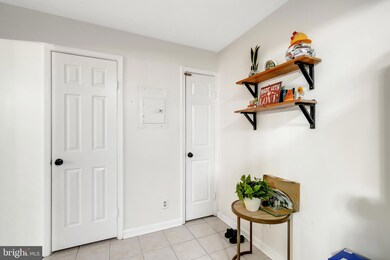 4063 Chetham Way, Woodbridge, VA 22192 - photo 7