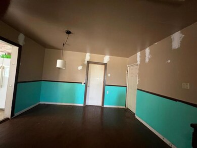 1139 E 2nd St, Cushing, OK 74023 - photo 4