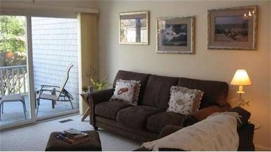 7 Mayfair Ct, Mashpee, MA 02649 - photo 6