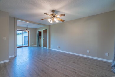 330 Dearborn St, Tipton, IN 46072 - photo 3