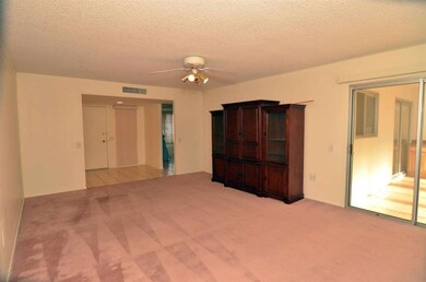 17612 N Hitching Post Dr, Sun City, AZ 85373 - photo 6