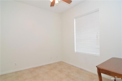 Empty room with ceiling fan