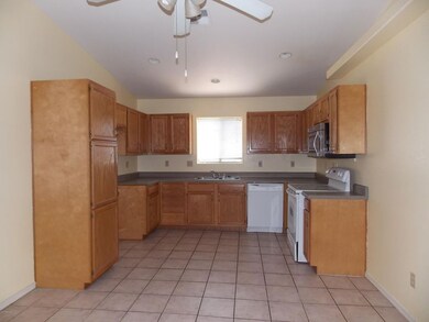 9089 W Oneida Dr (20)