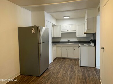344 E Yavapai Rd unit 1102, Tucson, AZ 85705 - photo 4