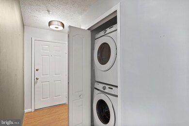 8961 Town Center Cir unit 310, Upper Marlboro, MD 20774 - photo 3