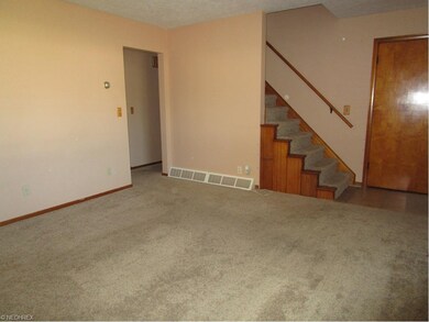 Living room 16 x 13