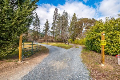 8730RogueRiverHwy-001