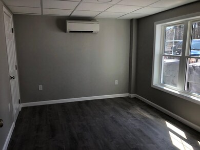 207 Bypass 28 unit B, Derry, NH 03038 - photo 4