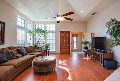 1925 Realistic Dr, Bedford, TX 76021 - photo 6