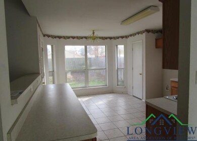 1610 Emily Ln, Kilgore, TX 75662 - photo 5