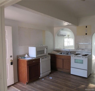 1119 Pine St, Pueblo, CO 81004 - photo 5