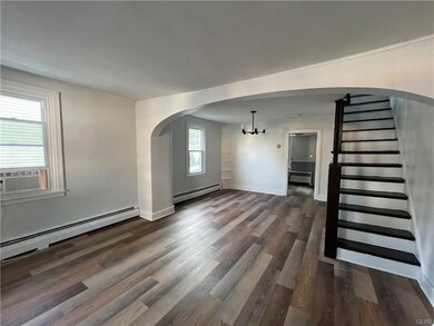 553 Ontario St, Bethlehem, PA 18015 - photo 5