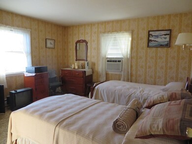 3 Grandview Dr, Southbridge, MA 01550 - photo 6