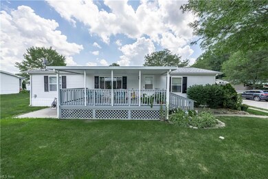 70 Periwinkle Dr, Olmsted Falls, OH 44138 - photo 4