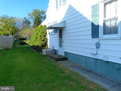 1107 Salem Ave, Hagerstown, MD 21740 - photo 6