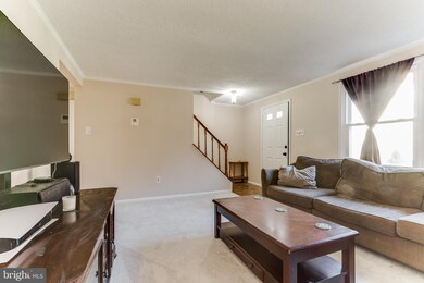 8666 Maple Glen Ct, Springfield, VA 22153 - photo 5