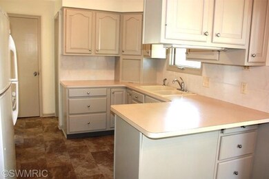 2414 Tillie St SW, Byron Center, MI 49315 - photo 3