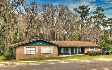 410 NW Palm Dr, Lake City, FL 32055 - photo 2