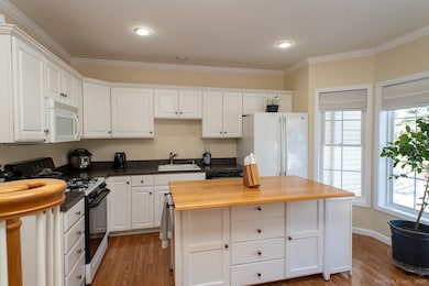 21 Great Oak Ridge Way unit 21, Seymour, CT 06483 - photo 7