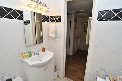 1948 E 10th St unit B, Tucson, AZ 85719 - photo 2