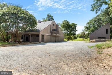 22036 Oatlands Rd, Aldie, VA 20105 - photo 6